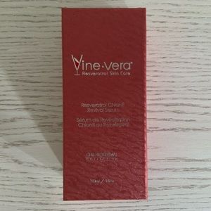 Vine Vera Resveratrol Chianti revival serum.